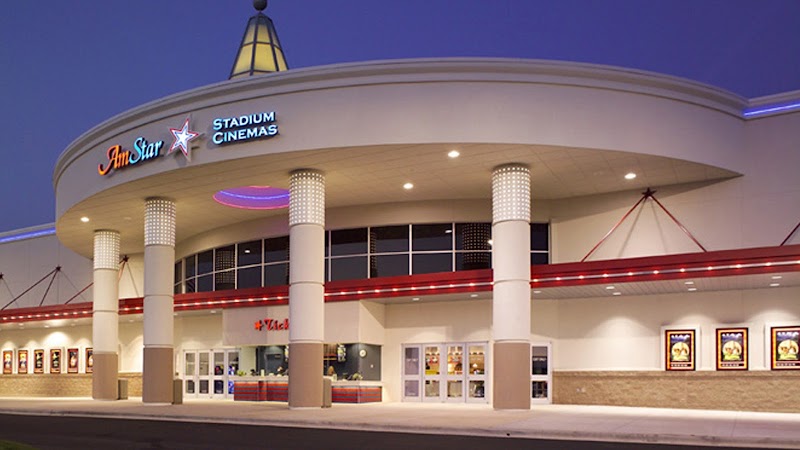 AmStar Alabaster by Santikos Vending Machine Location