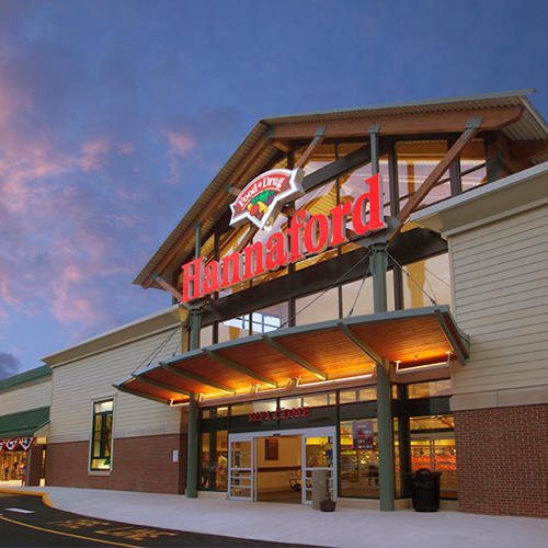 Hannaford Vending Machine Location