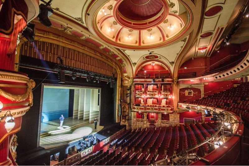 Bristol Hippodrome Vending Machine Location
