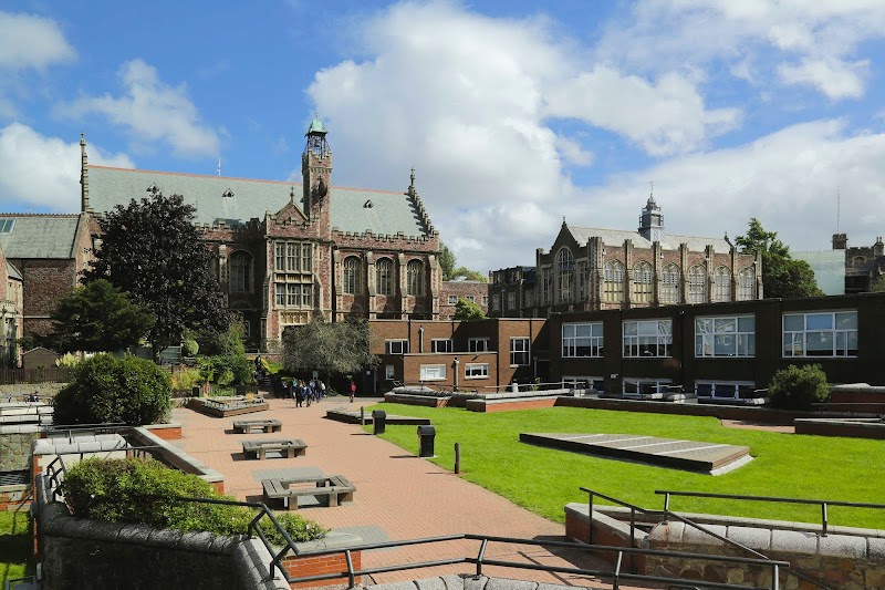 Bristol Grammar School Vending Machine Location
