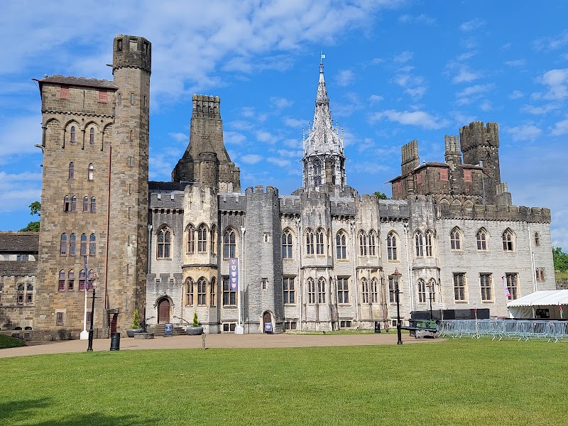 Cardiff Castle Museum Vending Machine Location