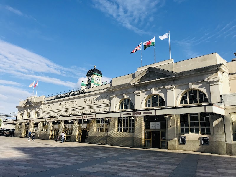 Cardiff Central Vending Machine Location