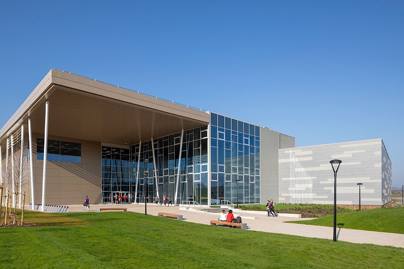 Sports and Wellness Hub Vending Machine Location