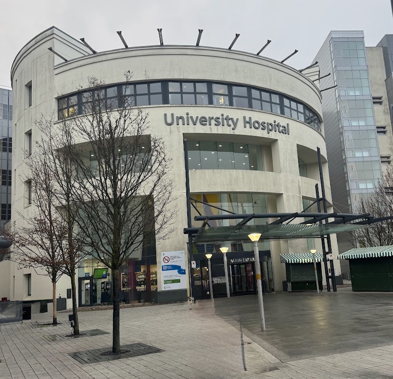 University Hospital Coventry & Warwickshire Vending Machine Location