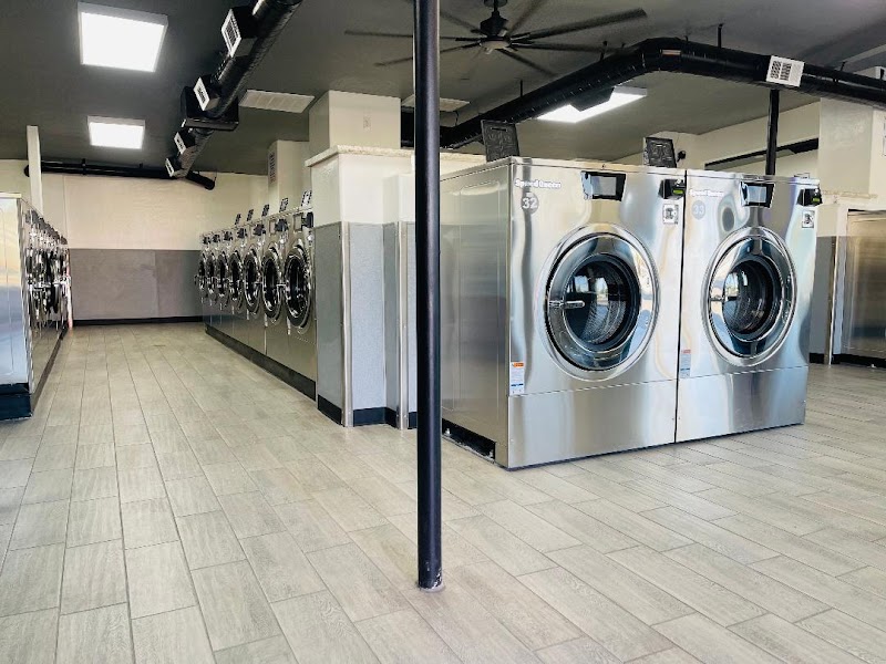 Spin N Clean Laundromat Vending Machine Location