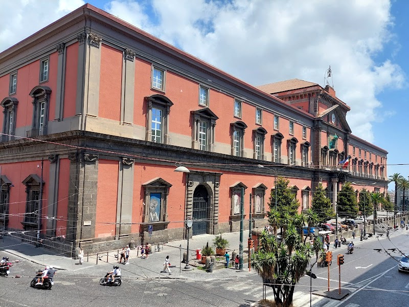 Museo Archeologico Nazionale di Napoli Vending Machine Location