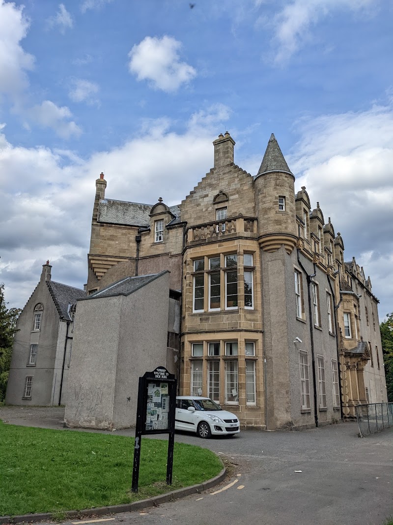 Inch House Community Centre Vending Machine Location