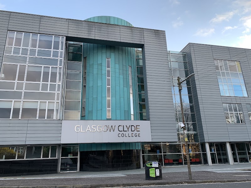 Glasgow Clyde College - Anniesland Campus Vending Machine Location