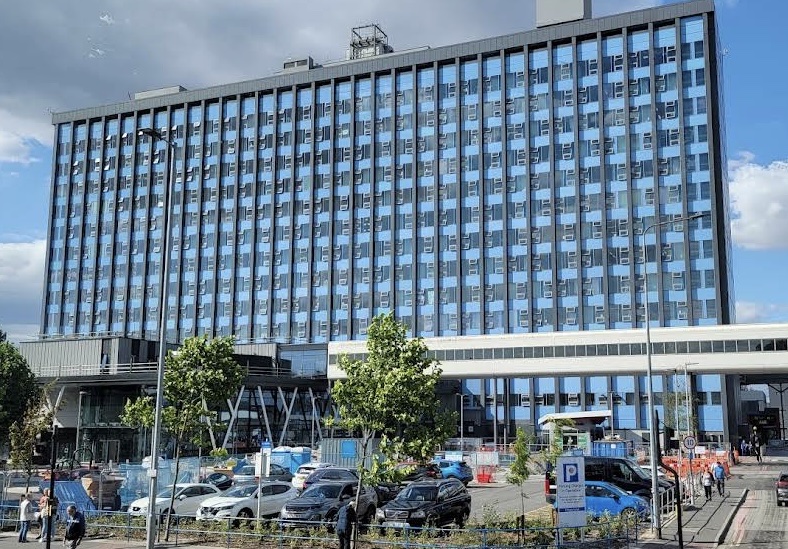 Hull Royal Infirmary Vending Machine Location