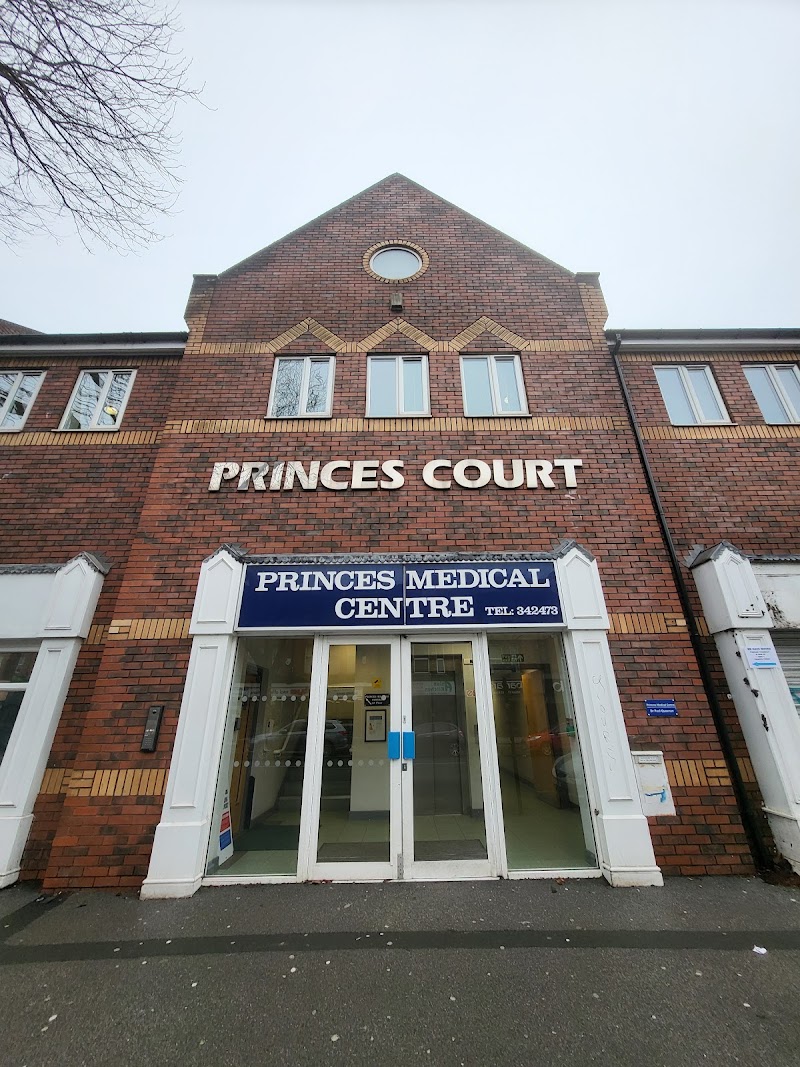 Princes Medical Centre Vending Machine Location