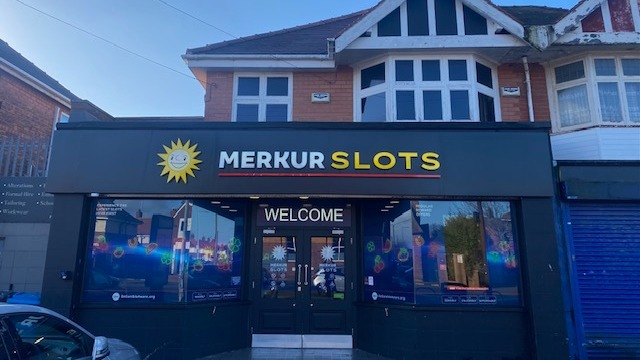 MERKUR Slots - Endike Road - Hull Vending Machine Location