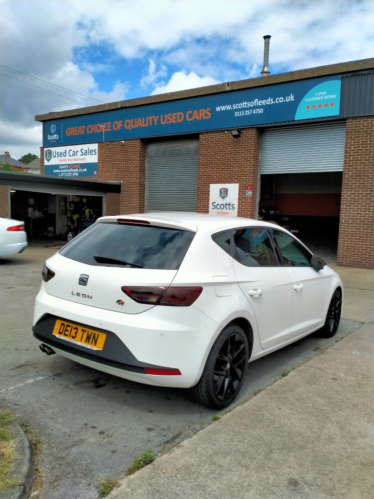 Scott's of Leeds Car Sales, MOT & Service Centre Vending Machine Location