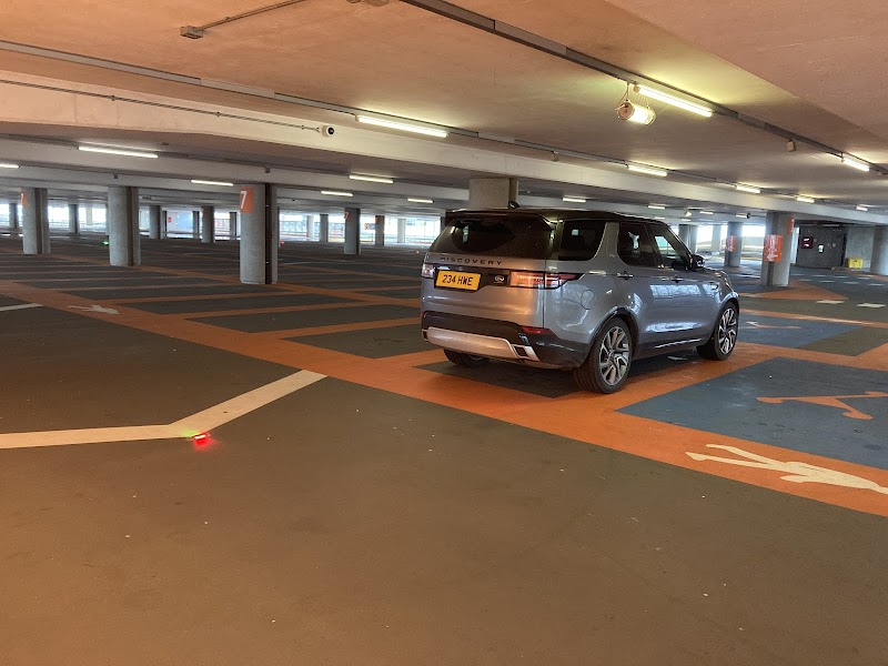 John Lewis Car Park Pay Point and Entrance to Shops Vending Machine Location