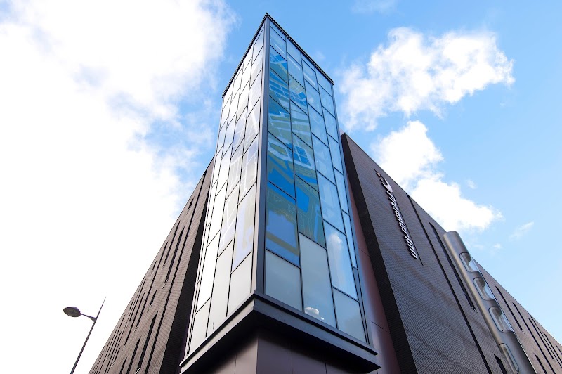 Premier Inn Liverpool City Centre (Liverpool One) hotel Vending Machine Location