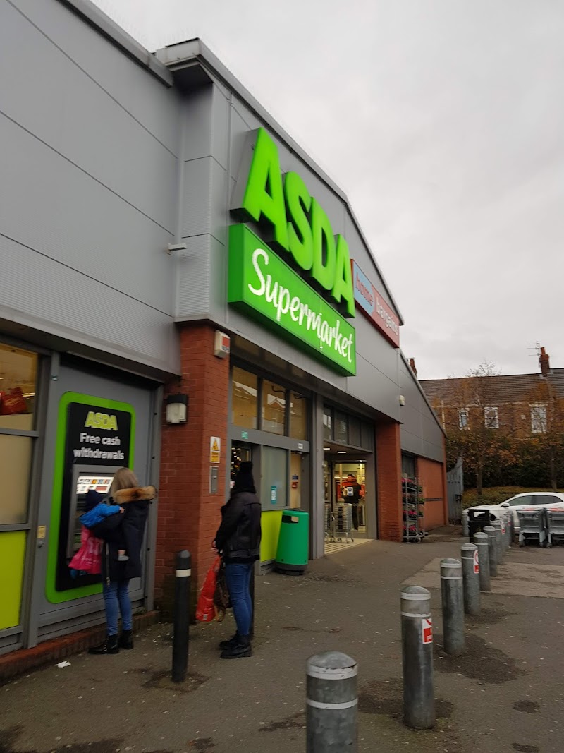 The Penny Lane Shopping Centre Vending Machine Location