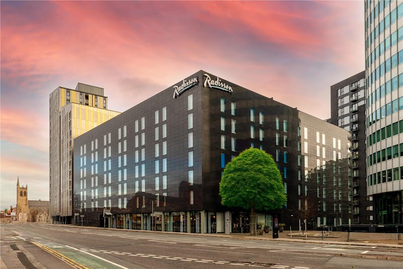 Radisson Hotel Manchester City Centre, A Verified Net Zero Hotel Vending Machine Location