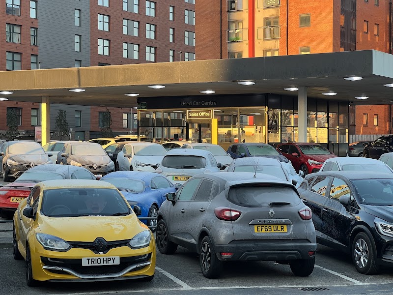 Evans Halshaw Renault Manchester Vending Machine Location