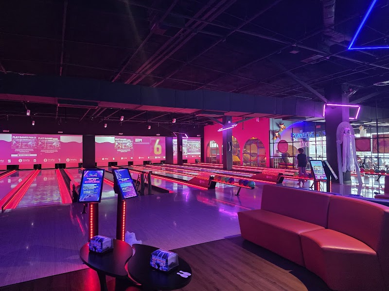 Play Bowling Shopping Pier 21 Brasil Vending Machine Location