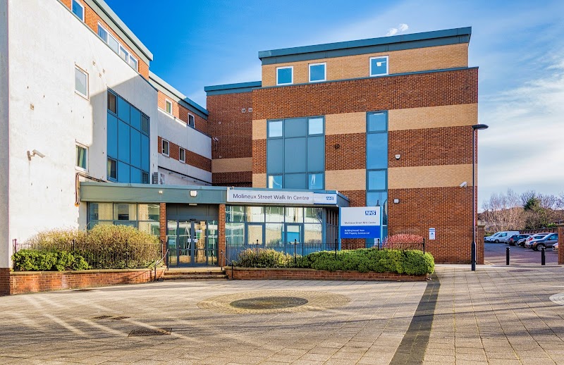 Molineux Street Walk-in Centre Vending Machine Location