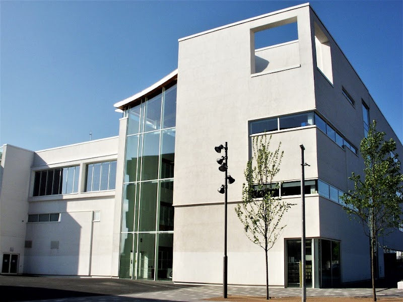 City of Stoke-on-Trent Sixth Form College Vending Machine Location