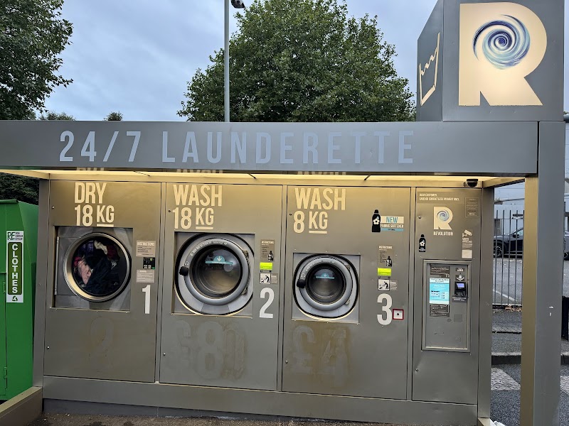 Revolution 24/7 LAUNDERETTE Vending Machine Location