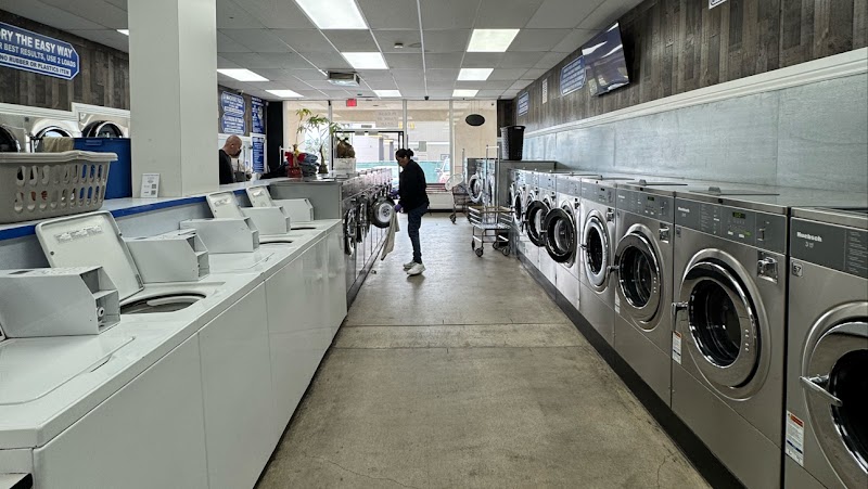 Sparklean Laundry Vending Machine Location