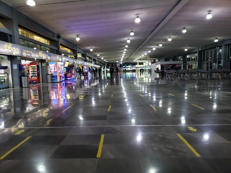 Central de Autobuses Observatorio Vending Machine Location