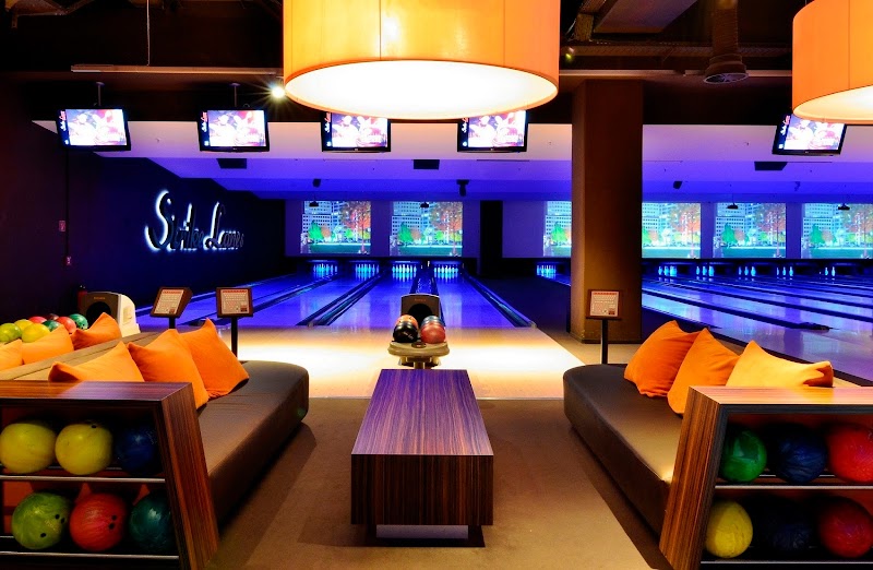 Strike Lanes Lounge Bowling Vending Machine Location