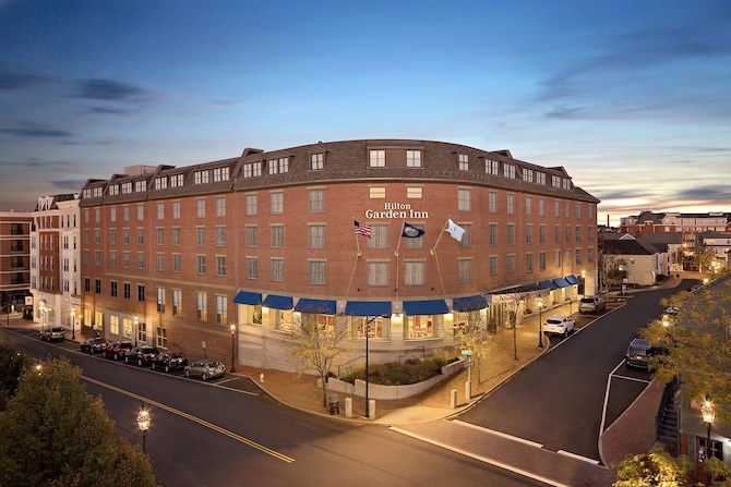 Hilton Garden Inn Portsmouth Downtown Vending Machine Location