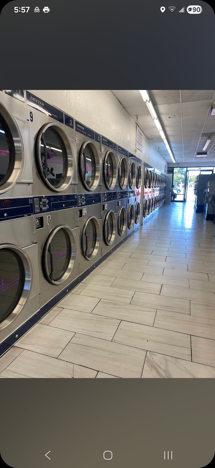 5 Star Laundromat 🌟FREE DRY🌟 Vending Machine Location