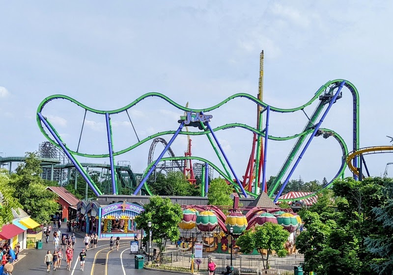 Six Flags Great America Vending Machine Location