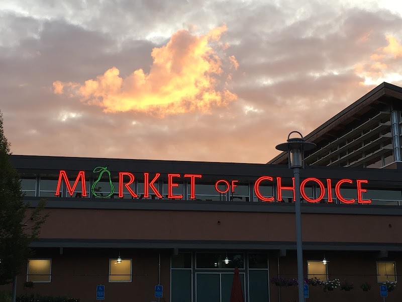 Market of Choice Willamette Vending Machine Location