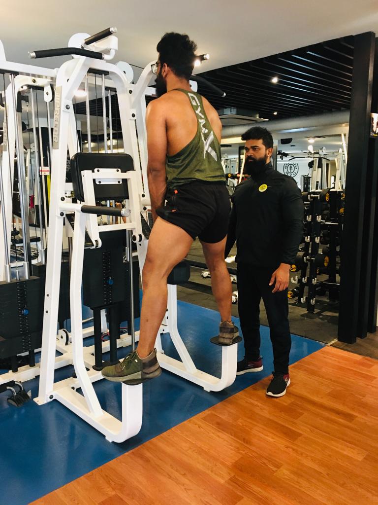 Gold's Gym Vending Machine Location