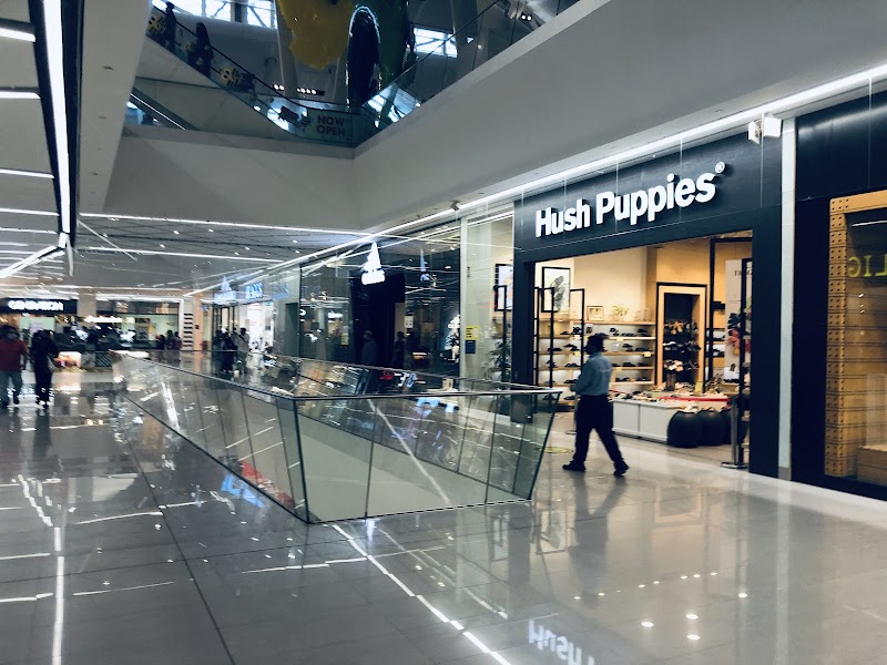 Emporium Mall Vending Machine Location