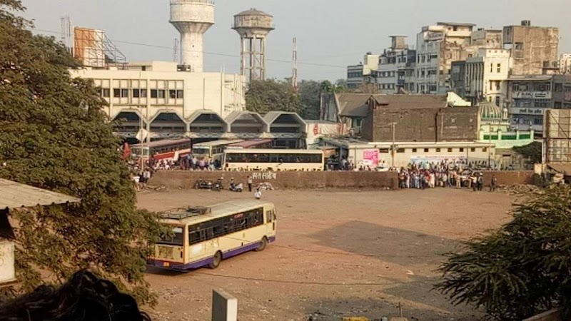 Surat Central GSRTC Bus Station Vending Machine Location