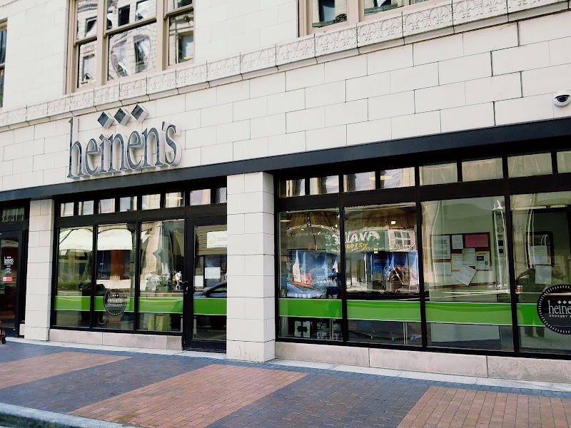 Heinen's Grocery Store Vending Machine Location