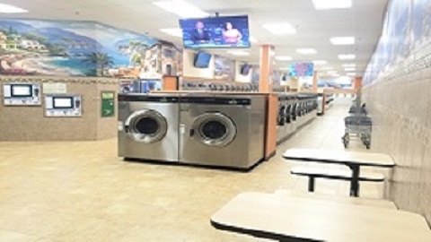 Super Clean Laundry Vending Machine Location