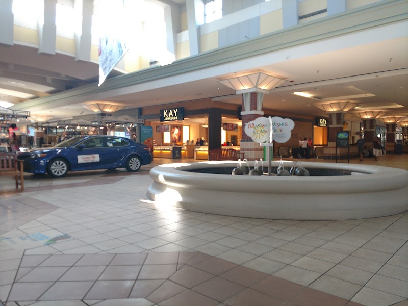 Lindale Mall Vending Machine Location