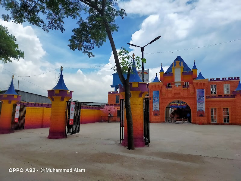 Wonderland Amusement Park Vending Machine Location