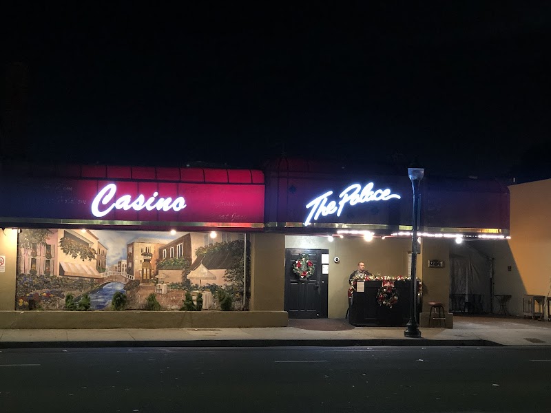 The Palace Poker Casino Vending Machine Location
