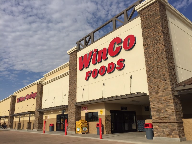 WinCo Foods Vending Machine Location
