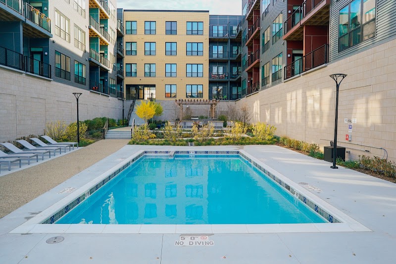 River House Apartment Homes Vending Machine Location