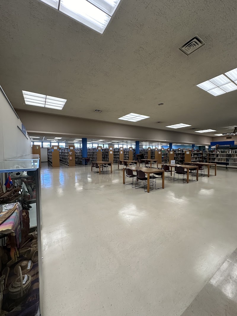 Cesar Chavez Central Library Vending Machine Location
