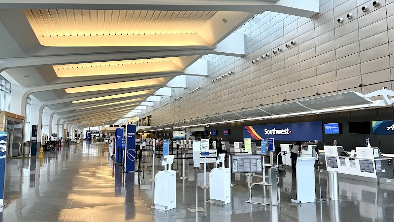 Wichita Dwight D. Eisenhower National Airport Vending Machine Location