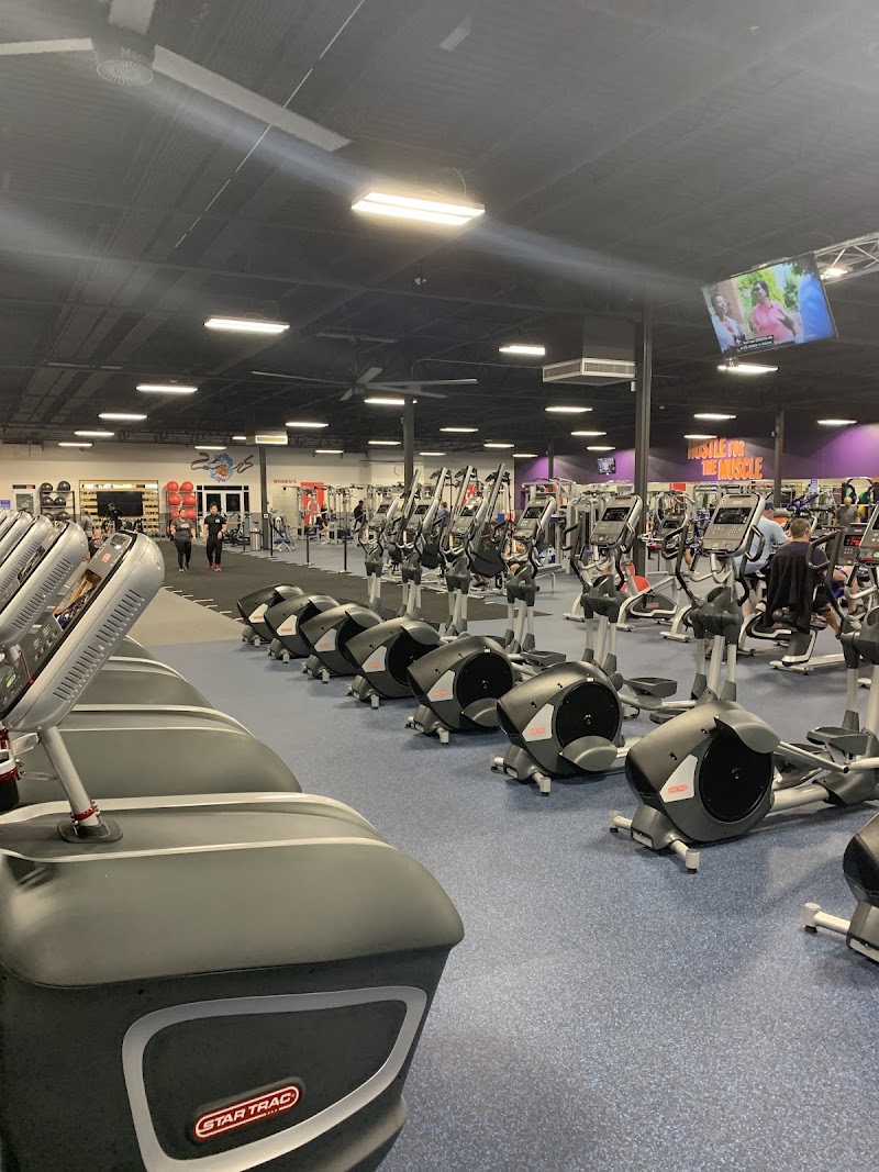 Crunch Fitness - Midland Vending Machine Location