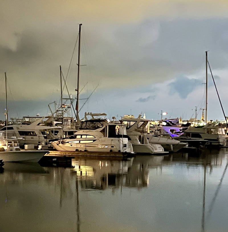 The Beach Club at Charleston Harbor Resort and Marina Vending Machine Location