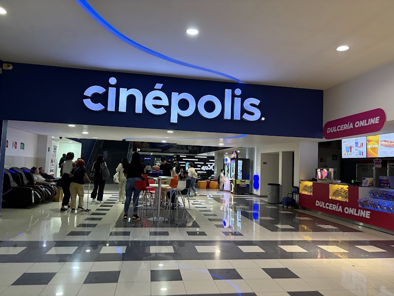 Cinépolis La Gran Plaza Vending Machine Location