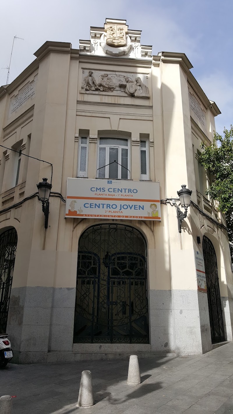 Centro Municipal de Salud Joven de Anticoncepción y Sexualidad Vending Machine Location