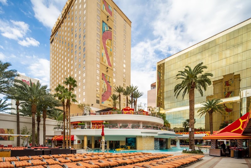 Golden Nugget Las Vegas Hotel & Casino Vending Machine Location