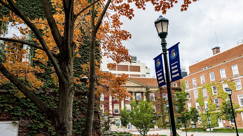 SUNY Upstate Medical University Vending Machine Location